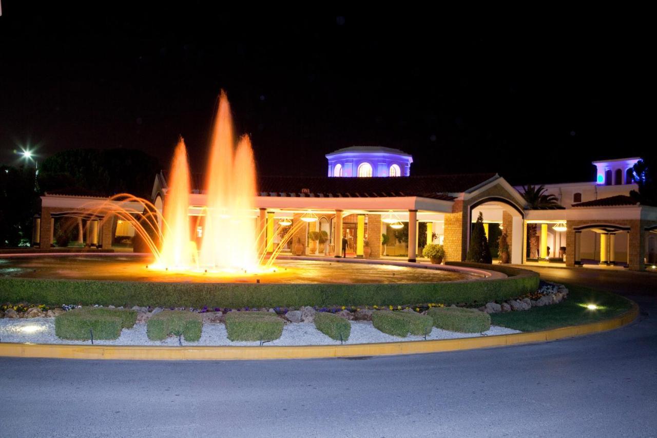 Hyatt Regency Thessaloniki Hotel Ngoại thất bức ảnh Fountains at the University of the Philippines Diliman