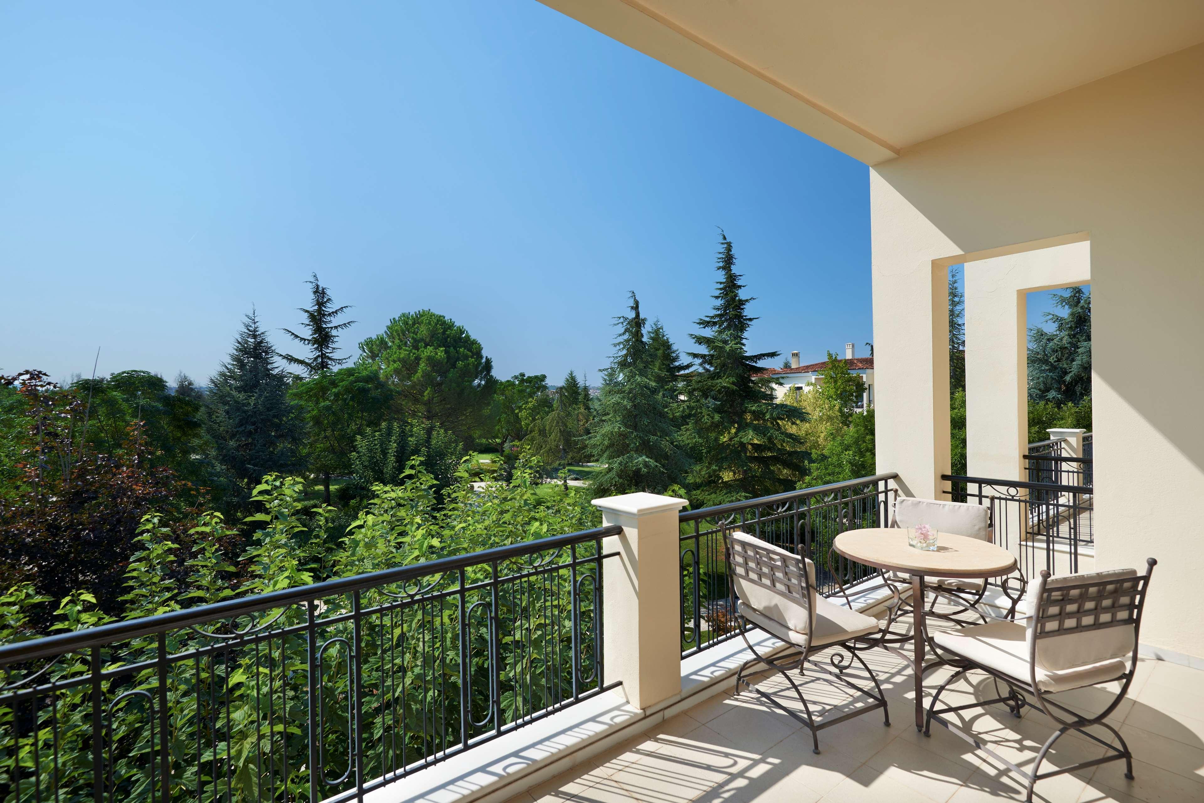 Hyatt Regency Thessaloniki Hotel Ngoại thất bức ảnh A balcony