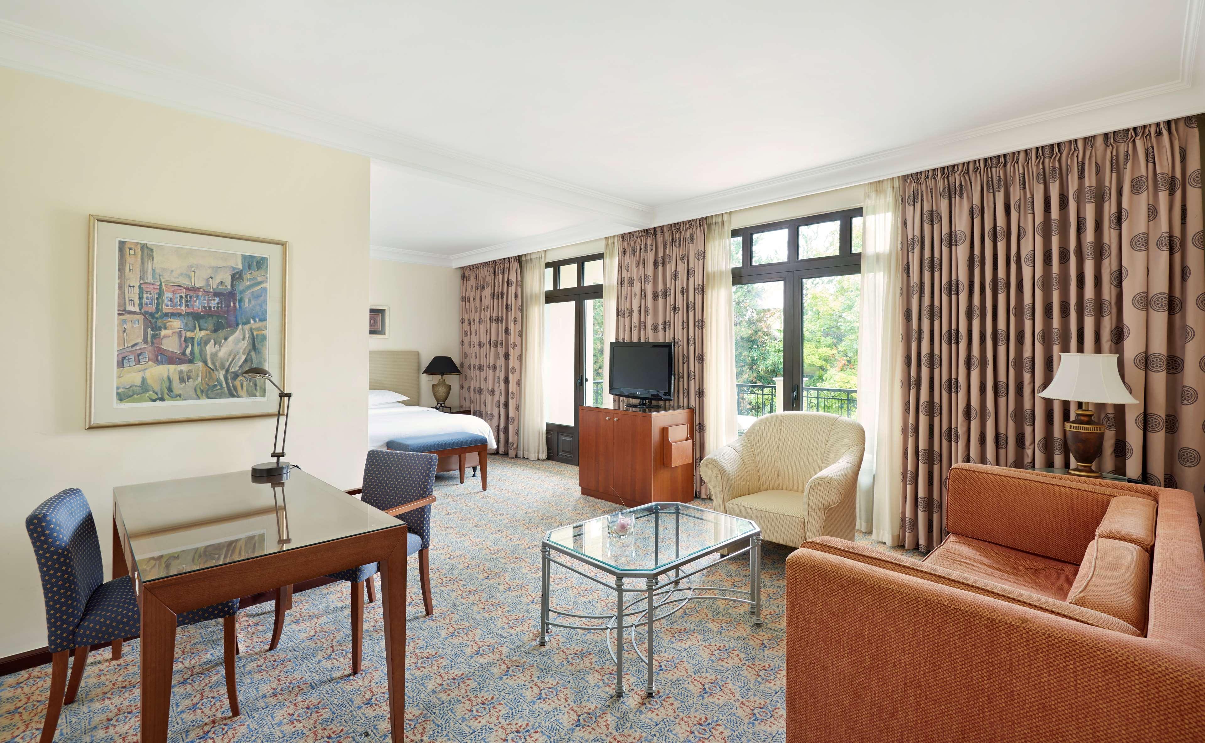 Hyatt Regency Thessaloniki Hotel Ngoại thất bức ảnh Suite