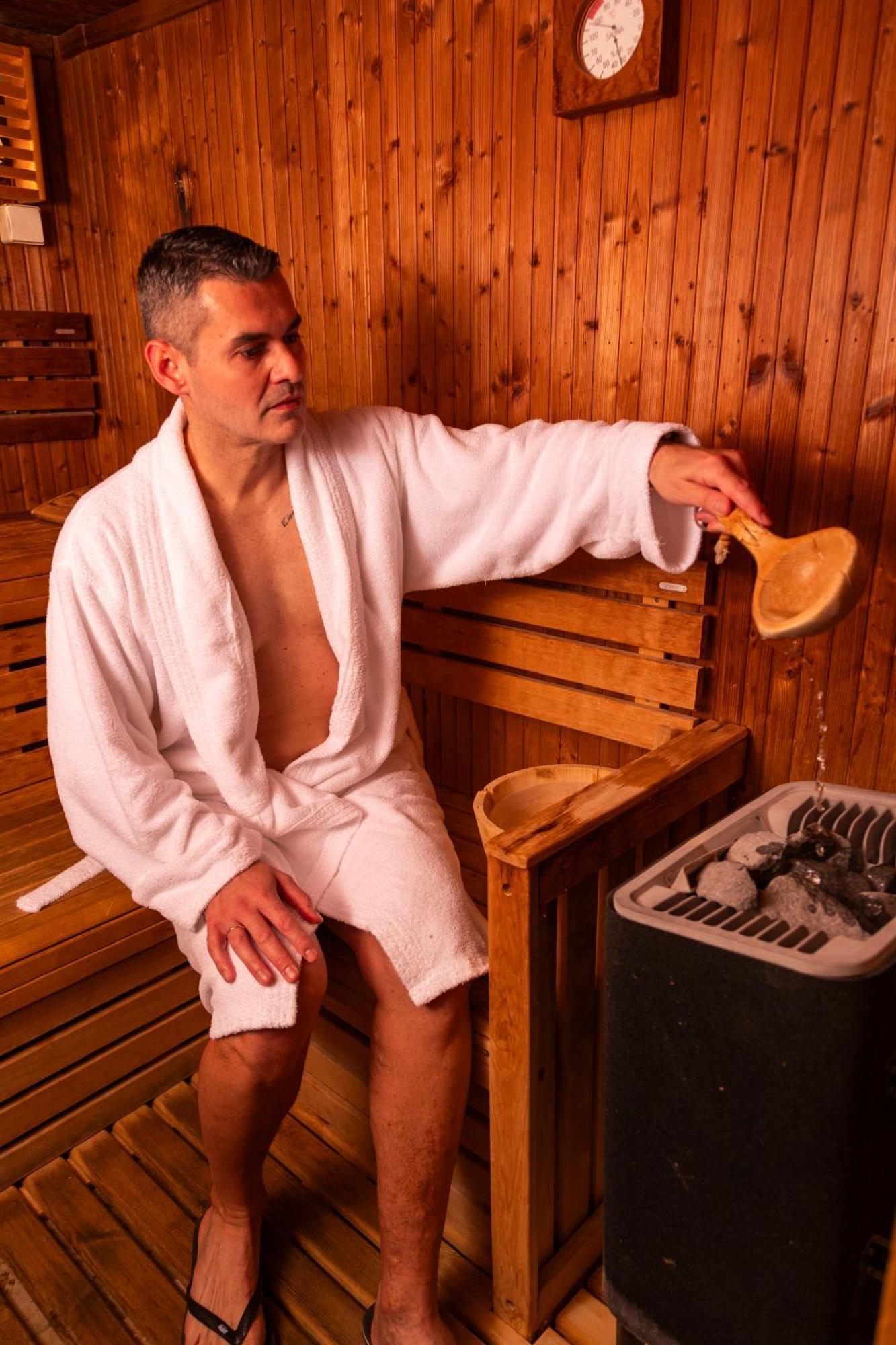 Hyatt Regency Thessaloniki Hotel Ngoại thất bức ảnh Sauna bathing